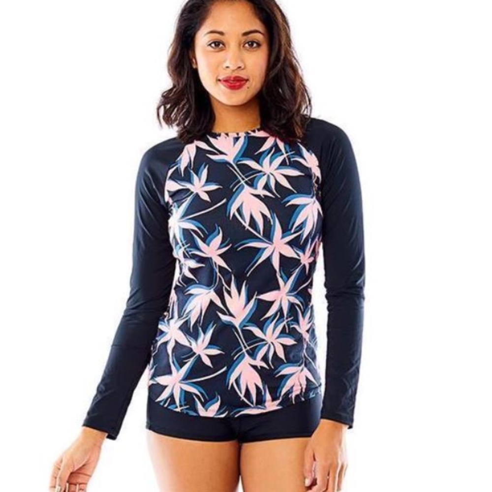 ✨CARVE💦NWT RASHGUARD💘Sun Shirt! Flamingo Pink💕 - Picture 1 of 3